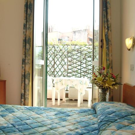 Hotel Tirreno Rom Zimmer foto