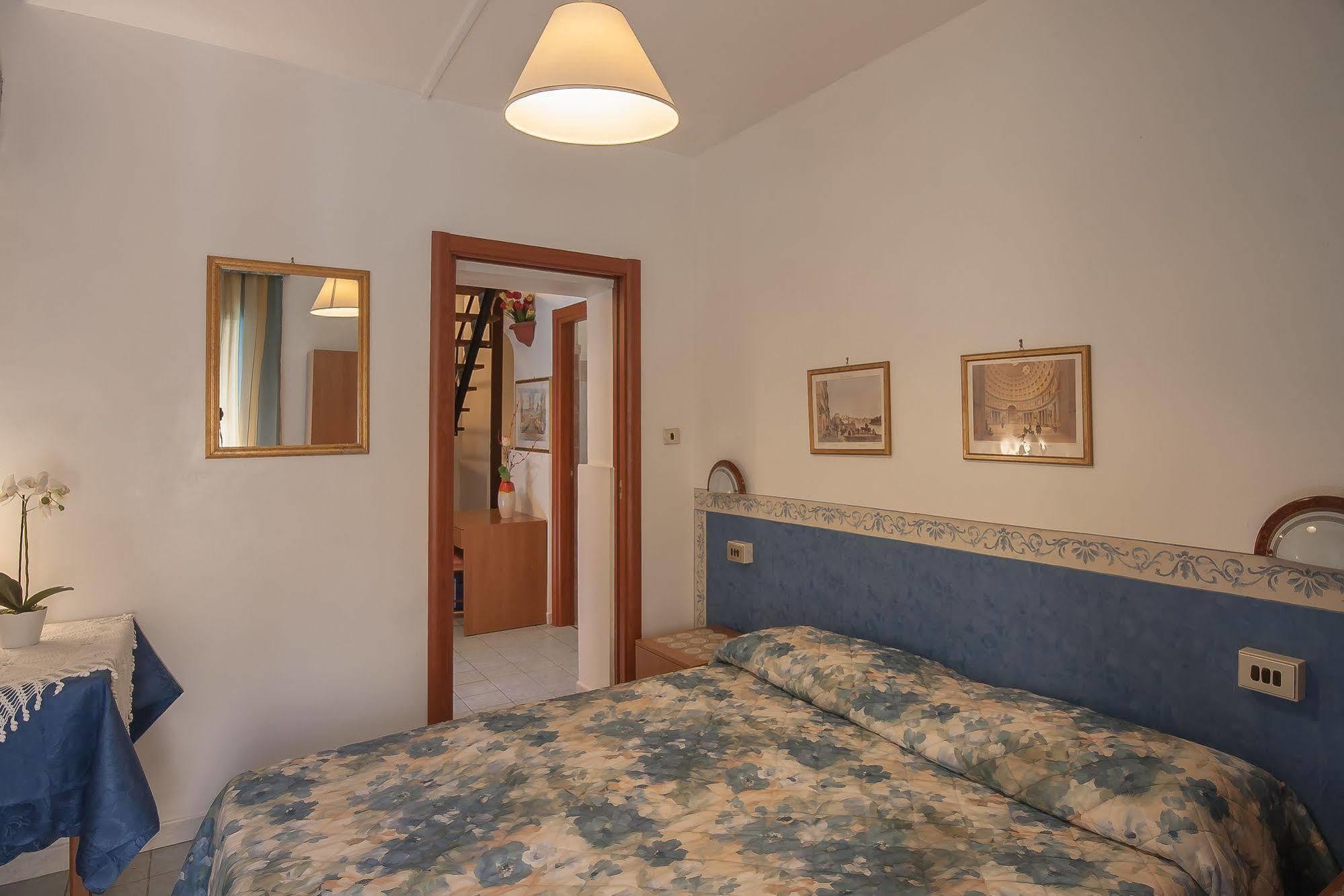 Hotel Tirreno Rom Zimmer foto